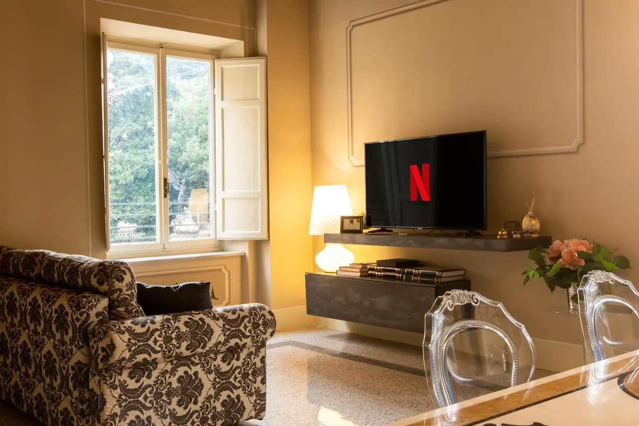 Noble Floor - Luxury Apartment Lucca