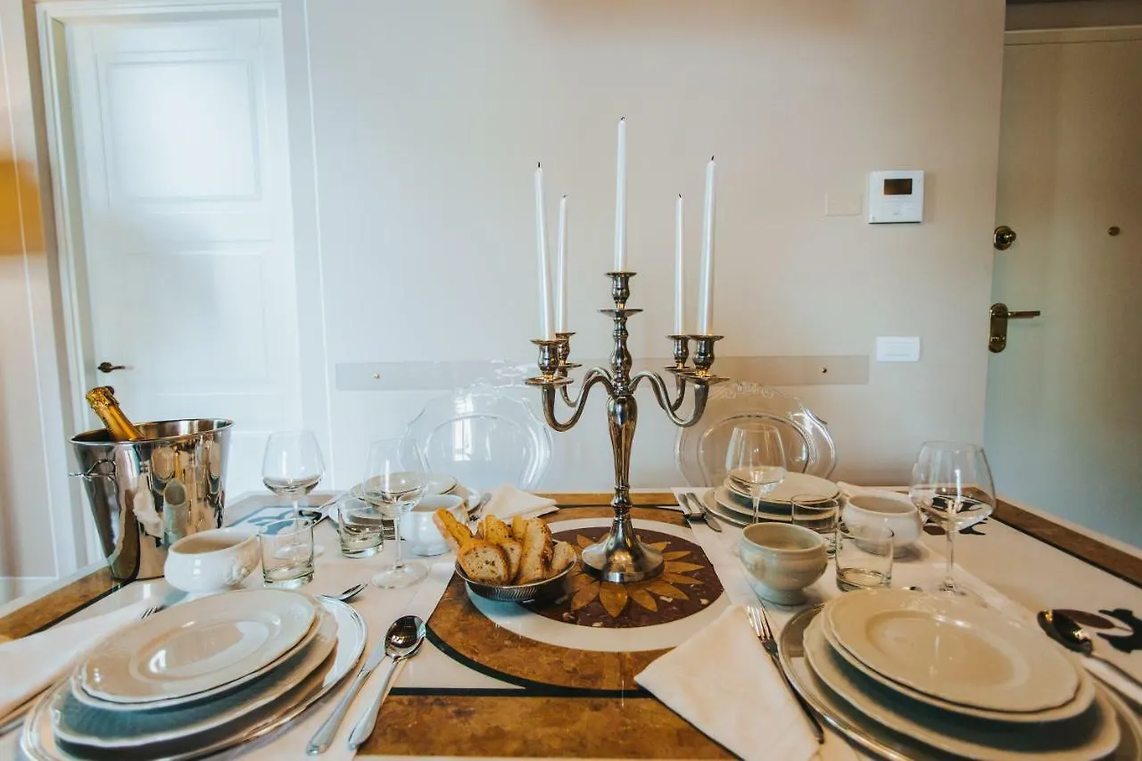Noble Floor - Luxury Apartment Lucca